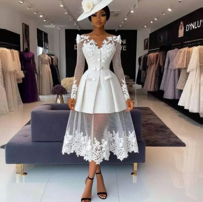 A Linie Langarm Brautkleid Idabella Wadenlang mit Spitzenapplikationen