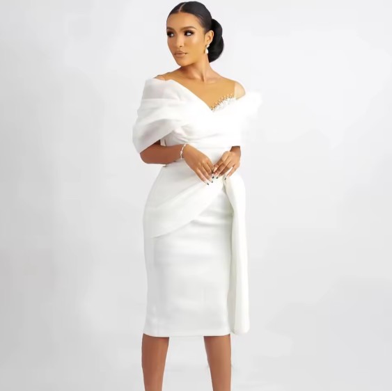 Bleistift Midi Standesamtkleid Ihana mit Illusion Ausschnitt und&nbsp;Perlen