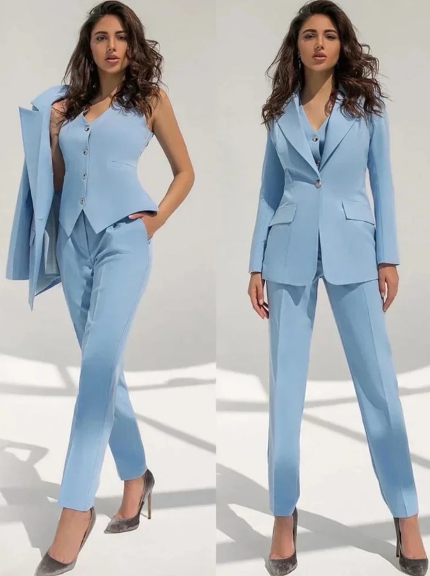 Damen Business Hosenanzug Eske Dreiteilig mit Weste Schmal Geschnitten in&nbsp;Hellblau