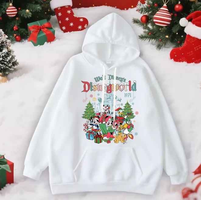 Disneyworld Mickey and Friends Damen Weihnachtspullover in&nbsp;Weiß