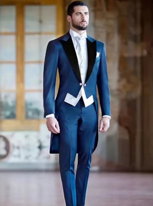 Hochzeitsanzug Smoking Brendan für den Bräutigam in&nbsp;Navyblau