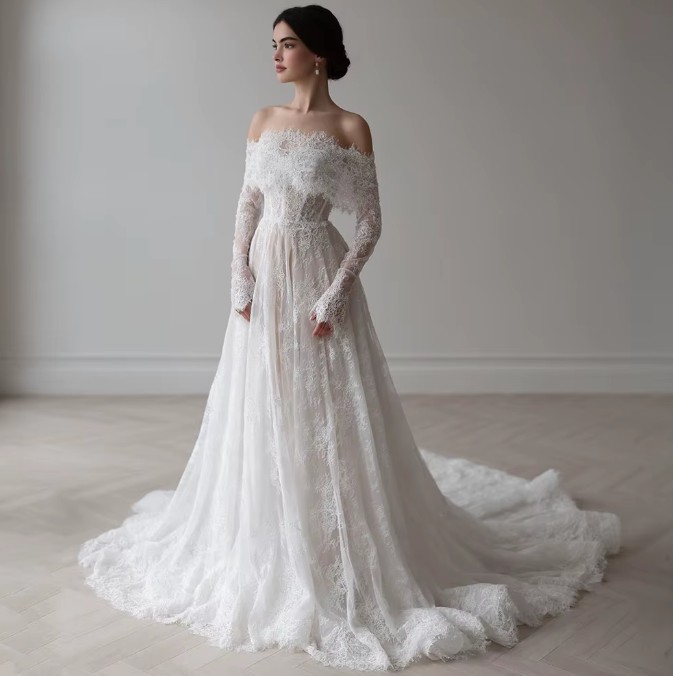 Schulterfreies A Linie Langarm Brautkleid Isabel aus Spitze mit&nbsp;Schleppe