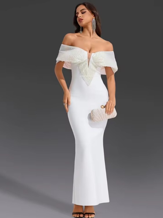 Schulterfreies Standesamt Brautkleid Irem mit Perlen&nbsp;Applikationen