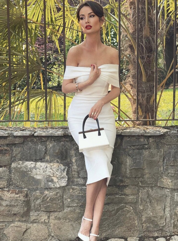 Schulterfreies Standesamtkleid Inessa in I Linie&nbsp;Wadenlang