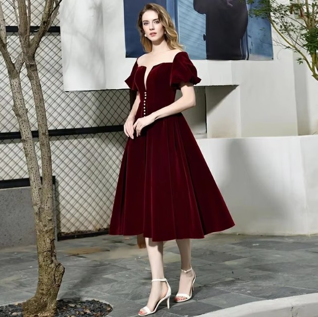 Vintage Style Gala Abendkleid Erin Wadenlang in&nbsp;Weinrot