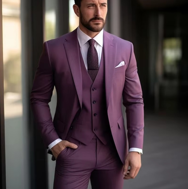Lila Hochzeitsanzug für den Bräutigam Dreiteilig mit&nbsp;Weste