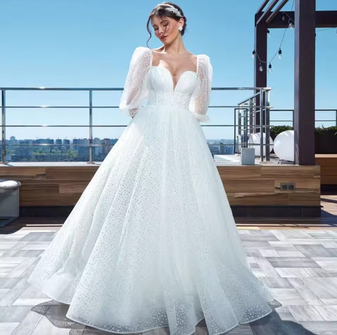 A Linie Brautkleid Edith mit Tüll Ärmel und Herz&nbsp;Ausschnitt