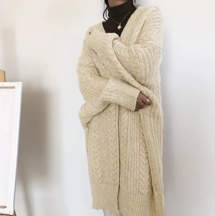 Damen Woll Cardigan Strickjacke Elise Lang in&nbsp;Beige