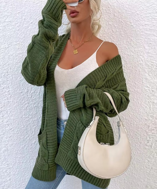 Kurze Damen Strickjacke Cardigan Eyvette mit Taschen&nbsp;Dunkelgrün