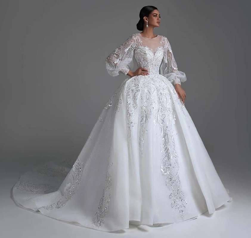 Langarm Prinzessin Glitzer Brautkleid Invidia mit Tüll Strass und&nbsp;Schleppe