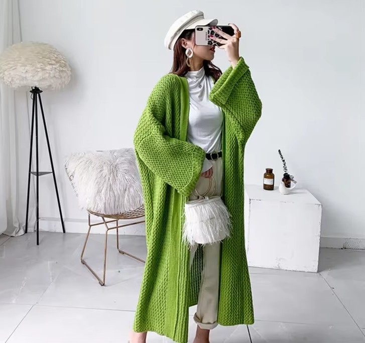 Lange Damen Woll Cardigan Strickjacke Emanuela Lang in&nbsp;Grün