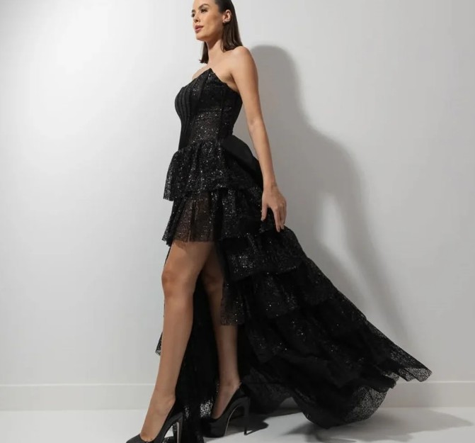 Vokuhila Glitzer Brautkleid Ineke in Schwarz Vorne Kurz Hinten&nbsp;Lang