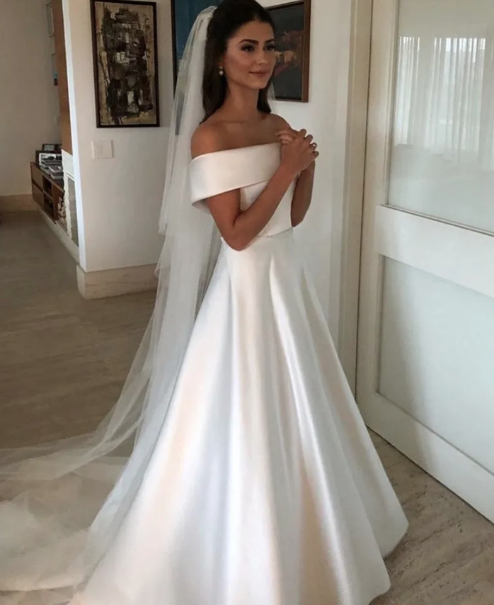 Schulterfreies Satin Brautkleid Ashley Schlicht&nbsp;Bodenlang