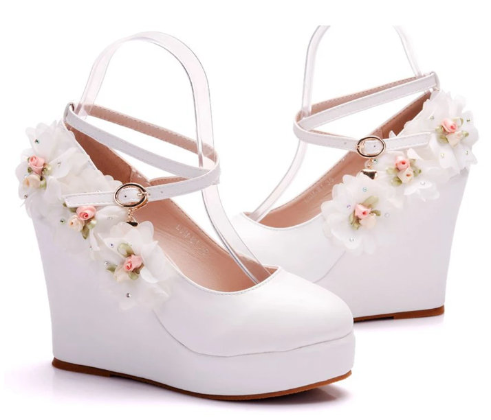 Plateau Keil Absatz Brautschuhe Hochzeitsschuhe Weiß mit Satin&nbsp;Blumen