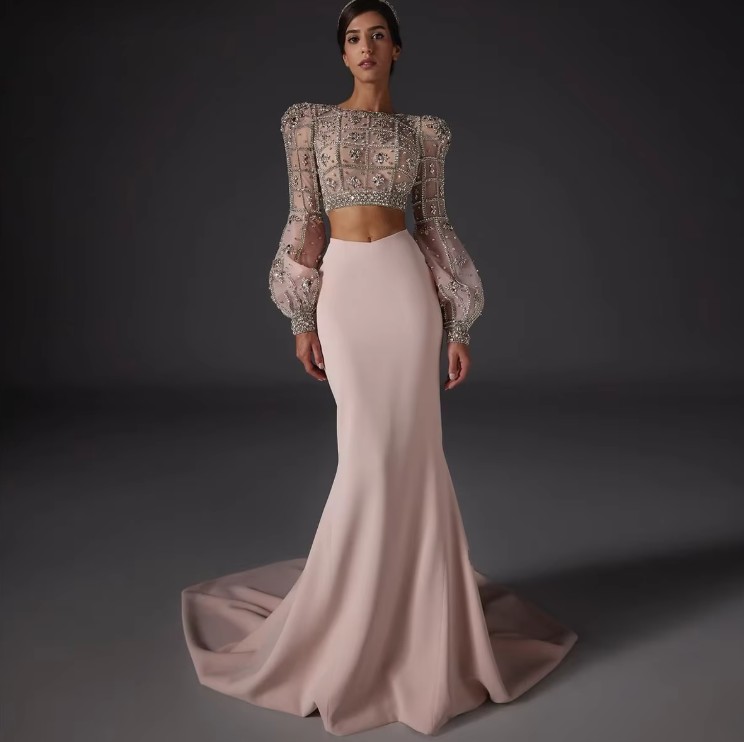 Zweiteiliges Luxus Fit and Flare Brautkleid Julie mit Strass Perlen&nbsp;Stickereien