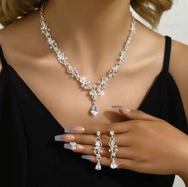 Brautschmuck Set Elis Halskette mit Ohrringe