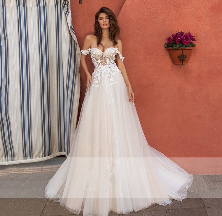 Schulterfreies Tüll Hochzeitskleid Brautkleid Eyleen mit&nbsp;Spitze