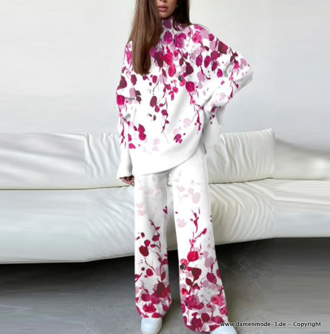 Damenoutfit Zweiteiler Hausanzug in Weiß mit&nbsp;Blumen