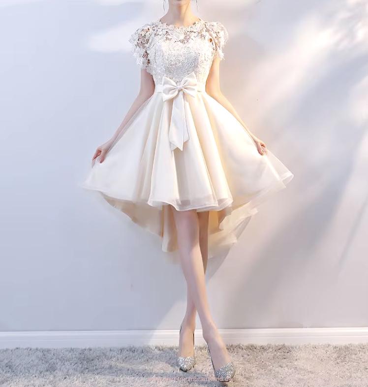 A Linie Vokuhila Brautkleid Cäcilie Vorne Kurz Hinten Lang mit&nbsp;Spitze