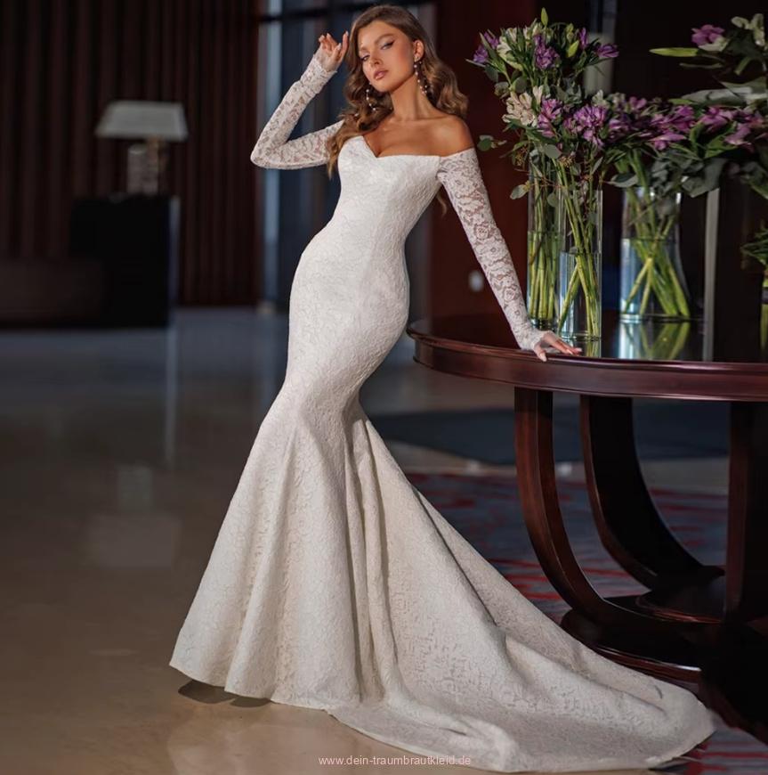Schulterfreies Langarm Brautkleid Fabia aus&nbsp;Spitze