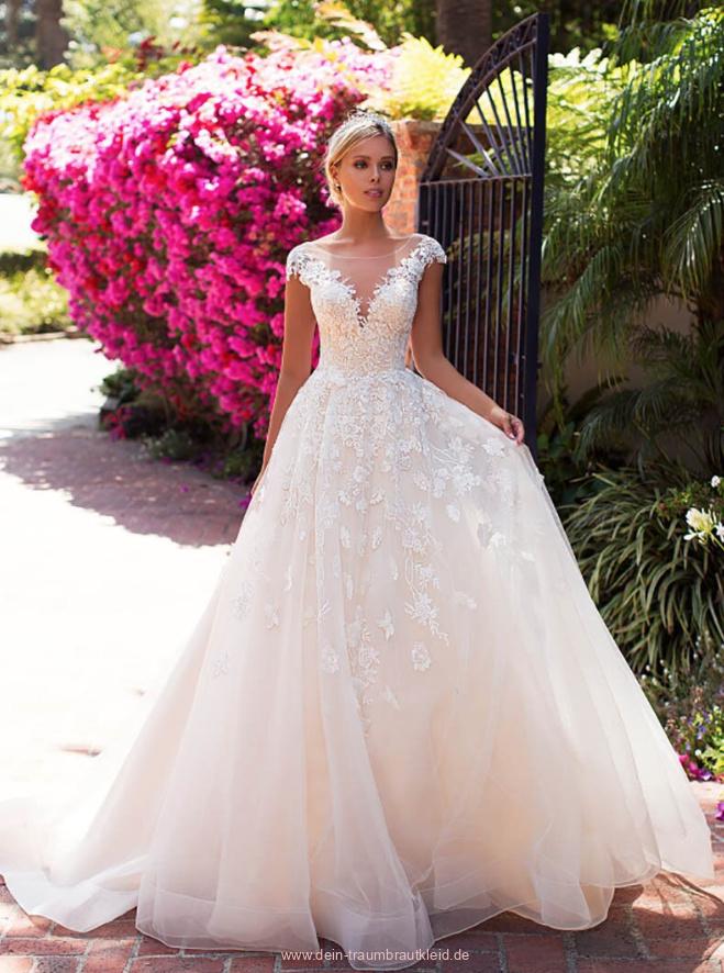 A Linie Brautkleid Fiona mit Blumen Spitze und&nbsp;Schleppe