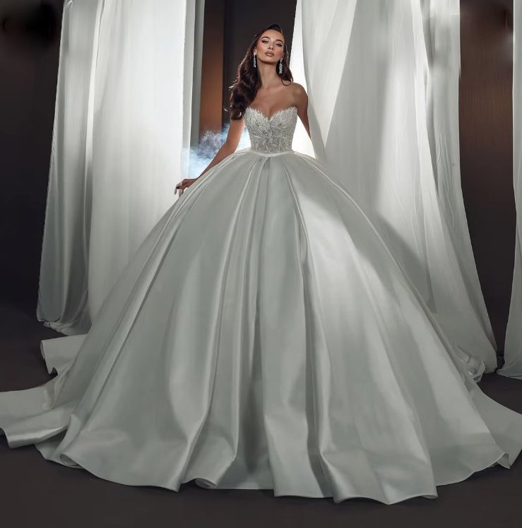 Ball Linie Prinzessin Luxus Brautkleid Birgitte mit Perlen Strass&nbsp;Applikationen