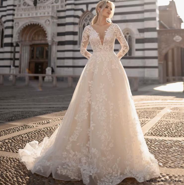 Langarm Prinzessin Brautkleid Fria aus Spitze mit&nbsp;Schleppe