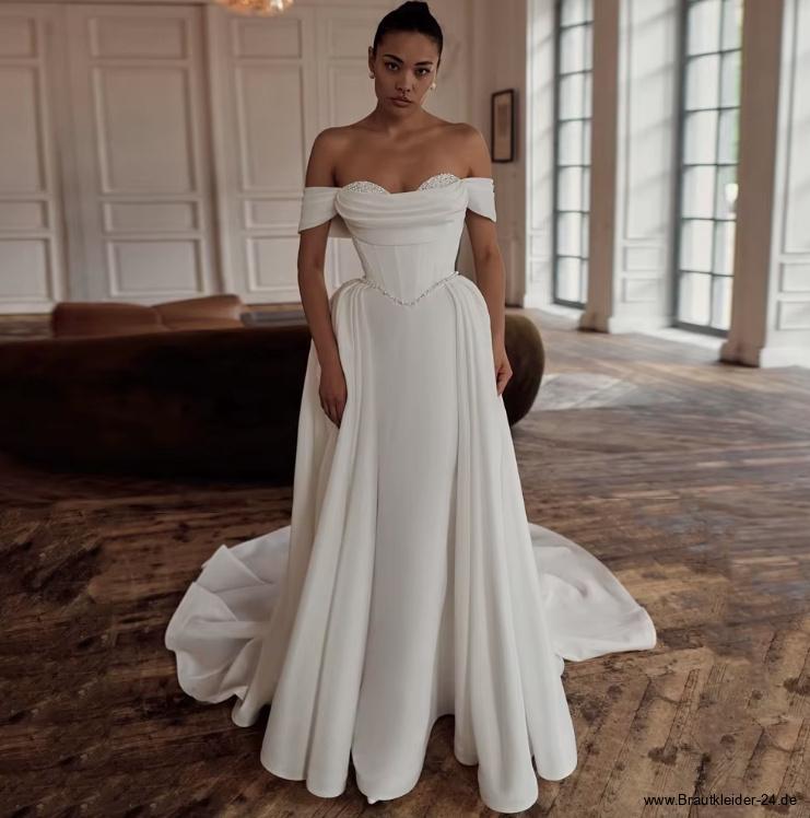 Schulterfreies Langarm Prinzessin Brautkleid Fabienne mit perlen Applikation und&nbsp;Schleppe