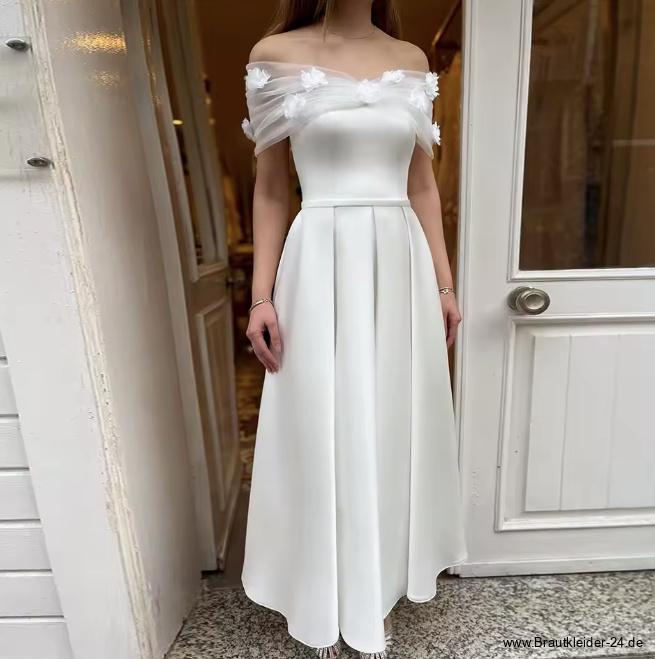 A Linie Schulterfreies Standesamt Brautkleid Flores mit Tüll Blumen&nbsp;Applikationen