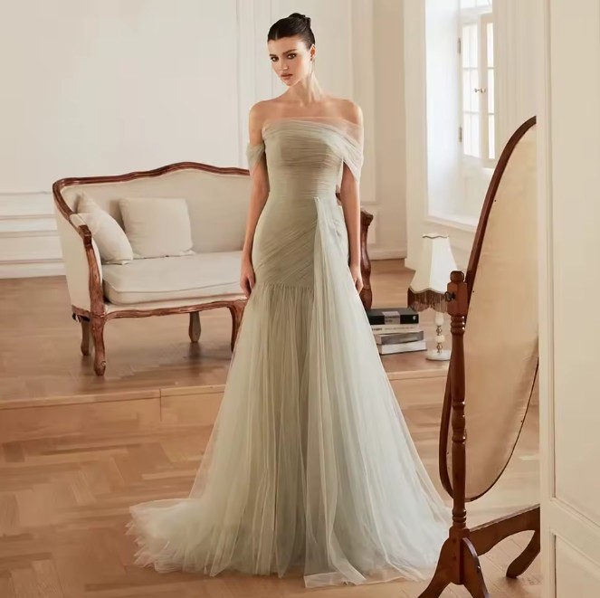 Schulterfreies Meerjungfrau Tüll Brautkleid Elisabeth in&nbsp;Hellgrün