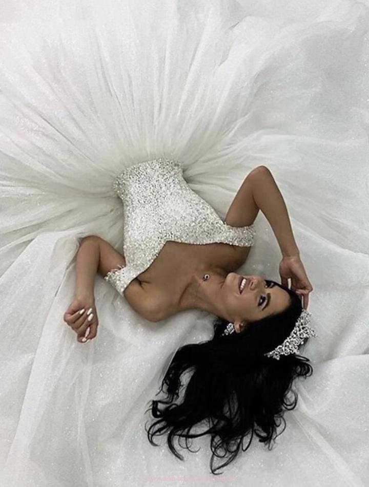 Luxus Glitzer Ball Linie Brautkleid Ceres Hochzeitskleid mit Pailletten&nbsp;Stickereien