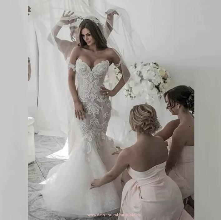 Sexy Meerjungfrau Brautkleid Camilla Schulterfrei mit Stickereien und&nbsp;Schleppe