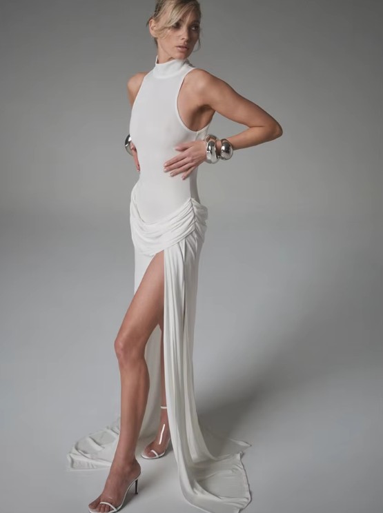 Ärmelloses Fit and Flare Standesamtkleid für die Braut mit Sexy&nbsp;Schlitz