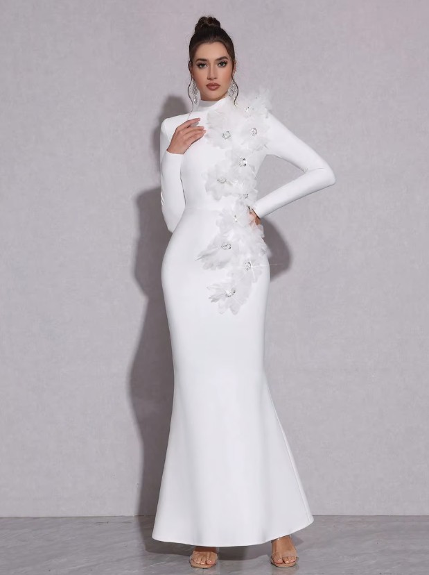 Langarm Fit and Flare Standesamt Brautkleid Iolanthe mit 3D&nbsp;Blumen