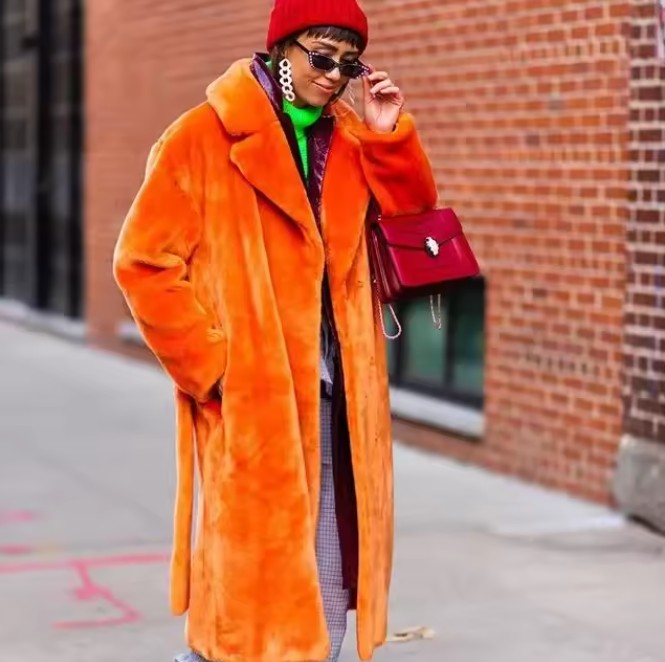 Langer Damen Plüsch Mantel in Orange