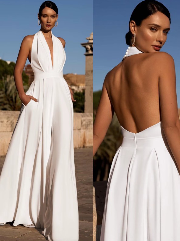 Neckholder Braut Einteiler Ingvelde mit Sexy V&nbsp;Ausschnitt