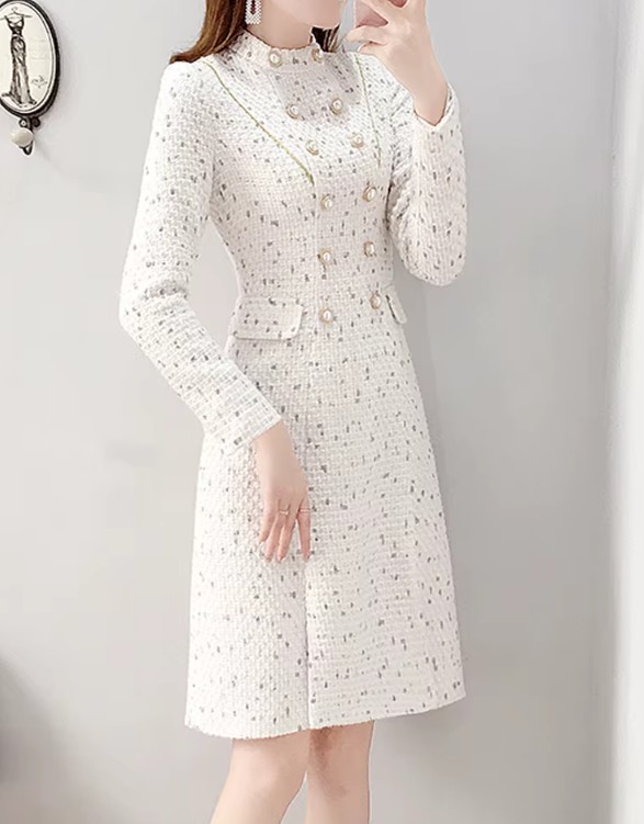 Perlen Tweed Braut Kostüm Ines für den Standesamt Knielang