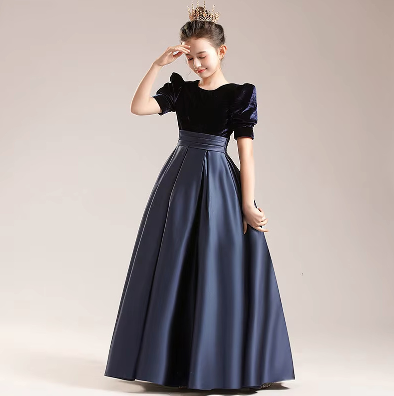 A Linie Kurzarm Samt Satin Blumenmädchen Kleid in&nbsp;Dunkelblau