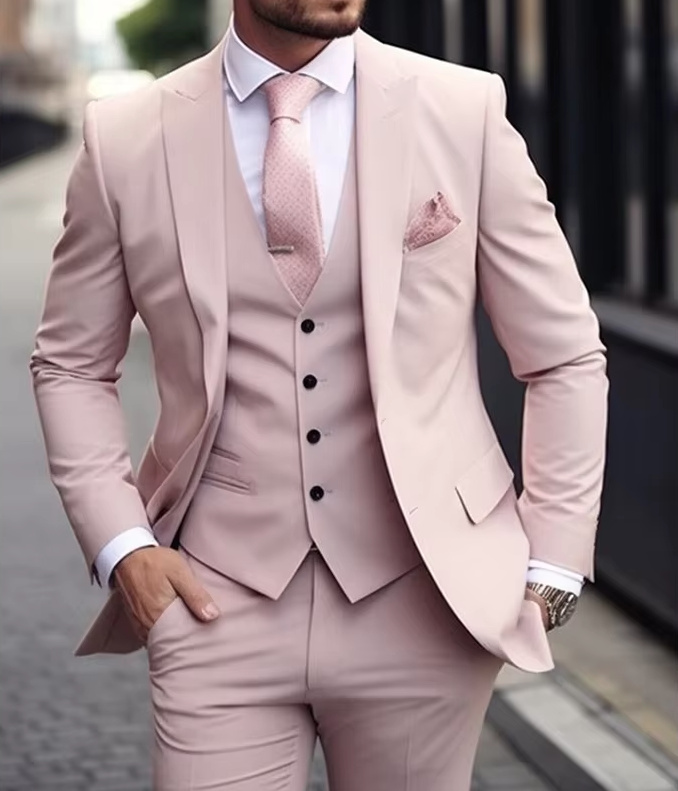 Hochzeitsanzug für den Bräutigam in Zartrosa Dreiteilig mit&nbsp;Weste