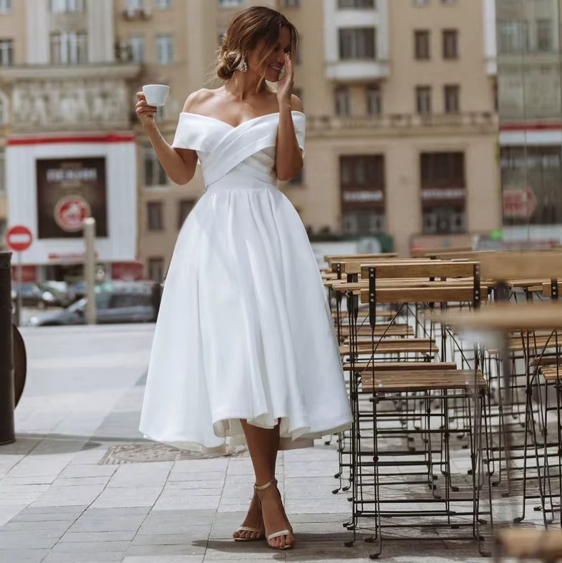 Schulterfreies A Linie Standesamt Brautkleid Christel Wadenlang&nbsp;Schlicht
