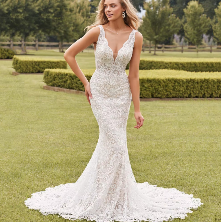Meerjungfrau Brautkleid Camellia aus Spitze Ärmellos mit V Ausschnitt und&nbsp;Schleppe