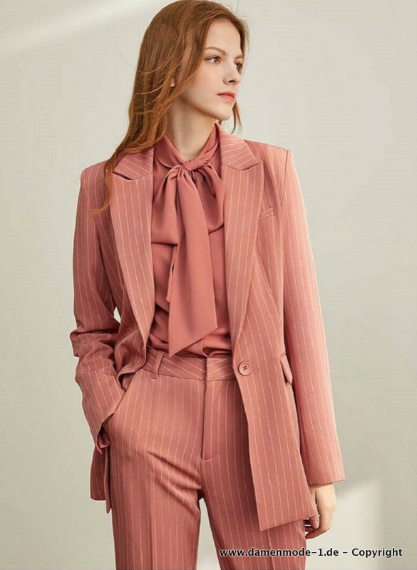 Slim Fit Hosenanzug für Damen in Altrosa&nbsp;Gestreift