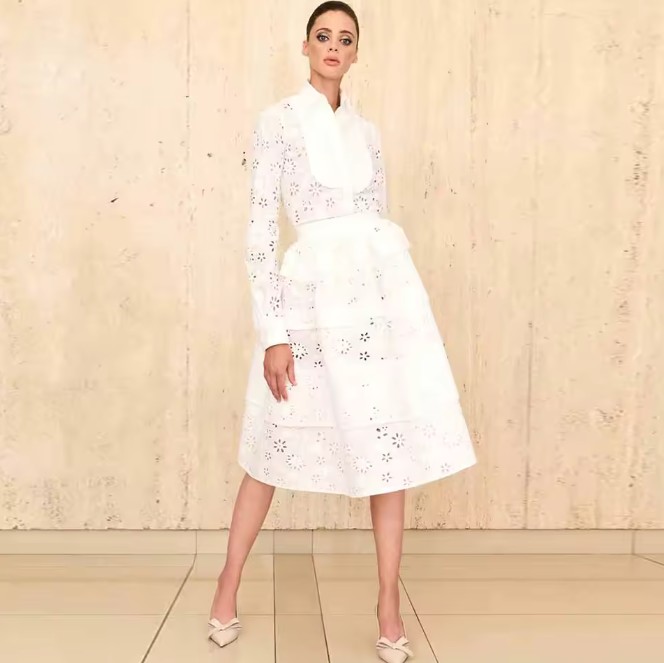 Wadenlanges Langarm Standesamt Brautkleid Isa aus&nbsp;Spitze