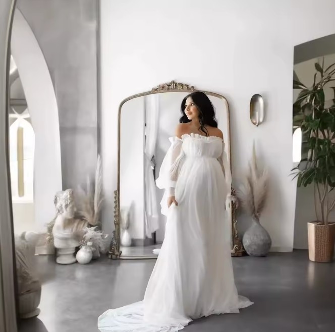 Schulterfreies Langarm Boho Umstandsbrautkleid Ivette