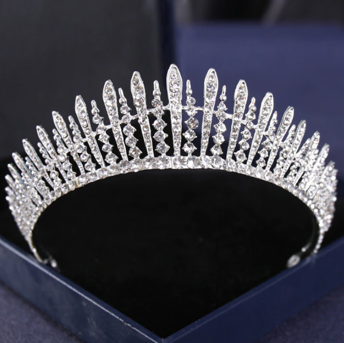 Barock Vintage Braut Tiara&nbsp;Begonia