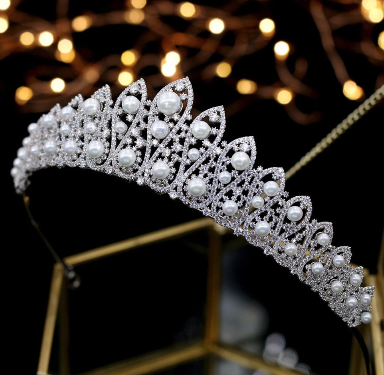 Zirkonia Braut Diadem Tiara Chiana mit Perlen