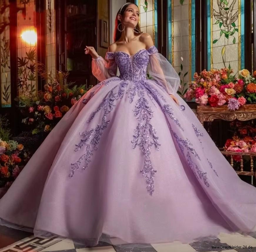 Schulterfreies Prinzessinnen Brautkleid in Flieder mit Puff Ärmeln – Spitze und Schleppe