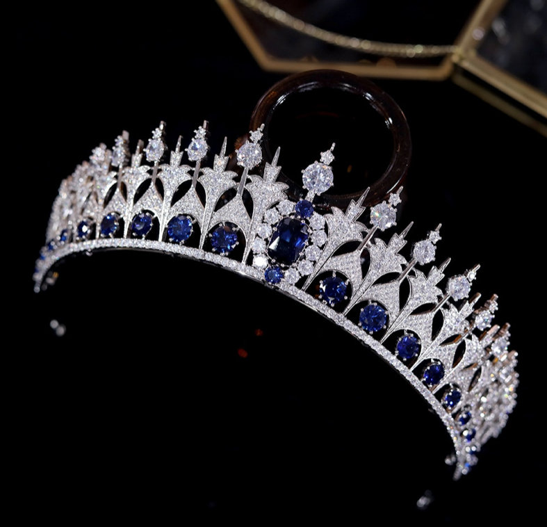 Königin Zirkonia Braut Krone Tiara Bea mit Blaue Steine