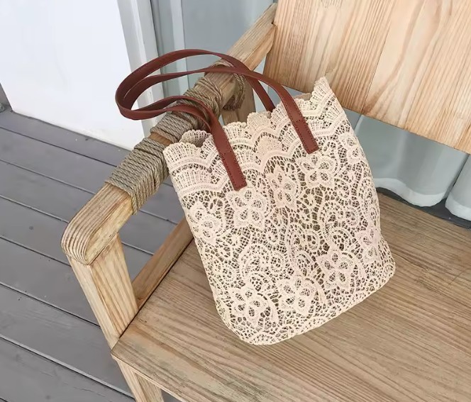 Stroh Strandtasche Sibylle in Beige mit&nbsp;Blumenmuster